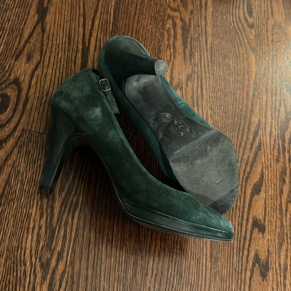 Green faux suede high heels - Picture 4 of 6